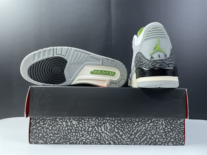 Air Jordan 3 Chlorophyll Tinker 136064-006