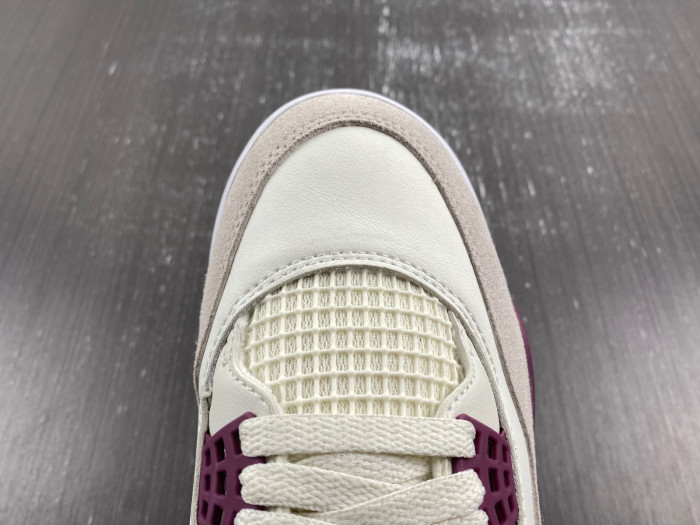 SB x Jordan 4 “Sapphire”