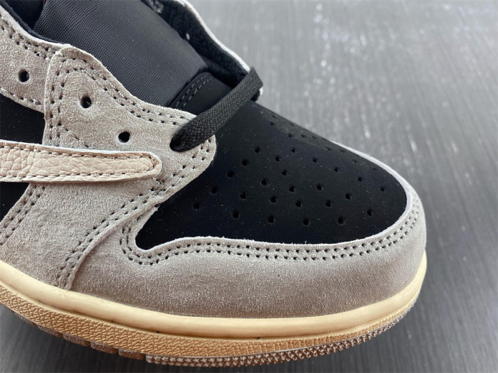 Travis Scott x Air Jordan 1 Low OG