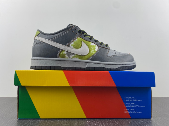 HUF x Nike SB Dunk Low NYC