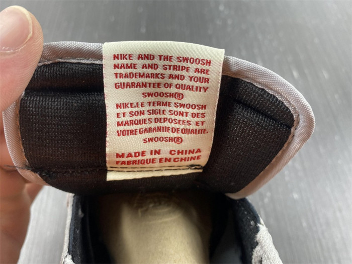 Travis Scott x Air Jordan 1 Low OG