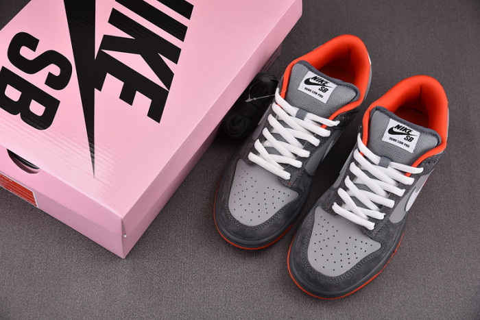 NIKE Jeff Staple Dunk Low Pro SB 
