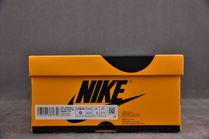 Air Jordan 1 High OG “Yellow Toe” 555088-711