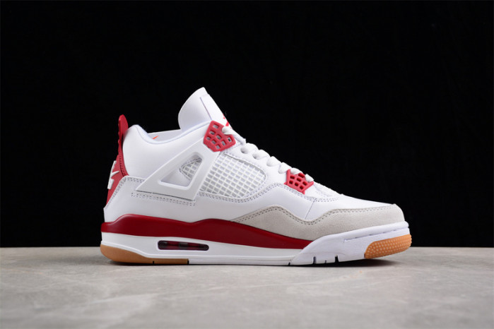 JORDAN 4 RETRO SB