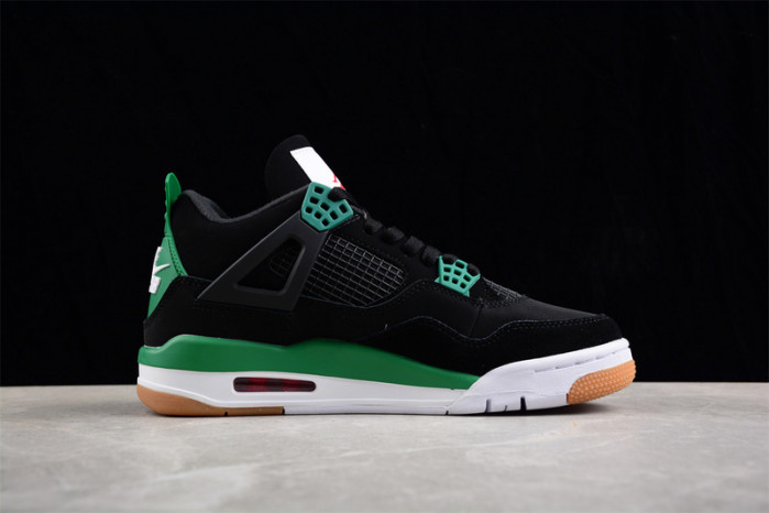JORDAN 4 RETRO SB