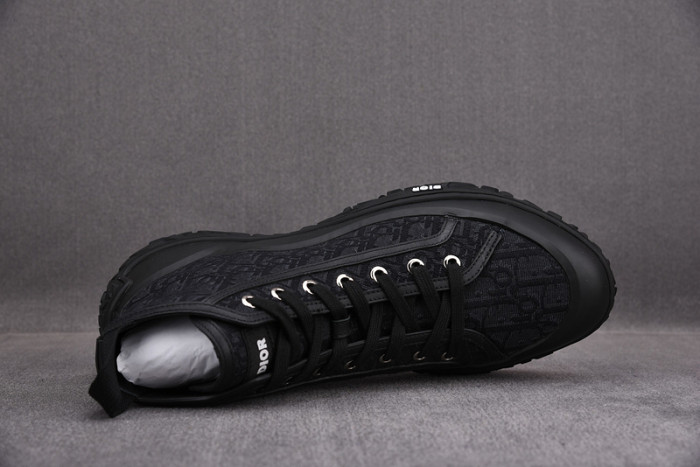 DIO* B28 SNEAKERS B28-000001