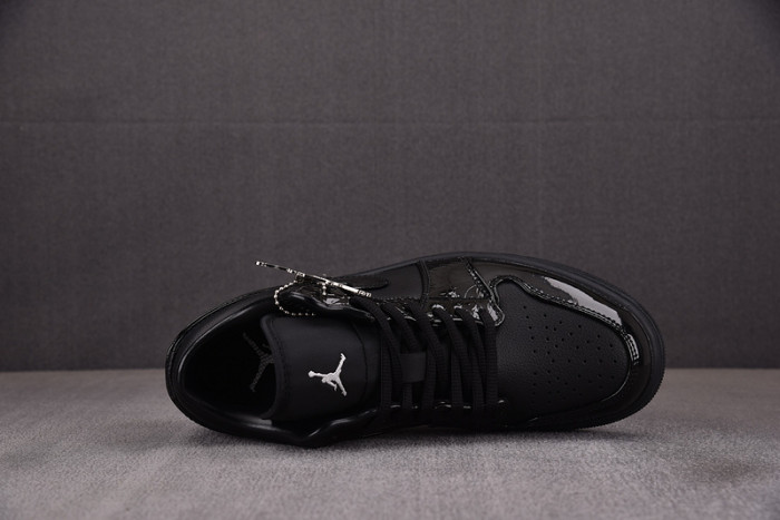 Air Jordan 1 Low “Black Croc” HJ7743-010