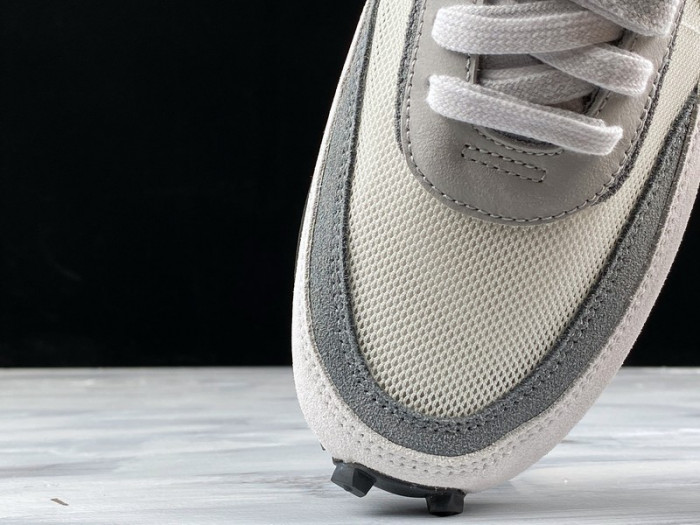 Sacai Nike LDV Waffle Grey BV0073-100