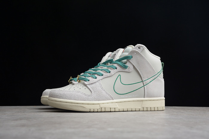 Nike Dunk High SE First Use Sail (GS) DD0733-001