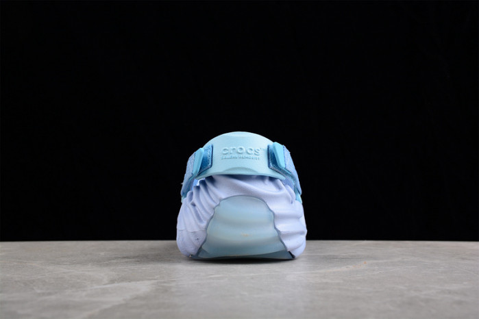 Cr*0*s x salehe bembury c00006