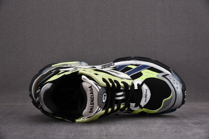 RUNNER SNEAKER RS008