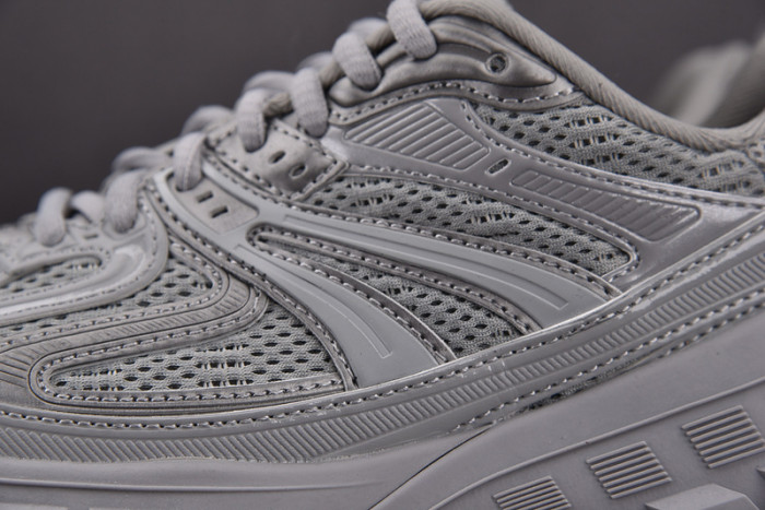 DEFENDER SNEAKER DS010