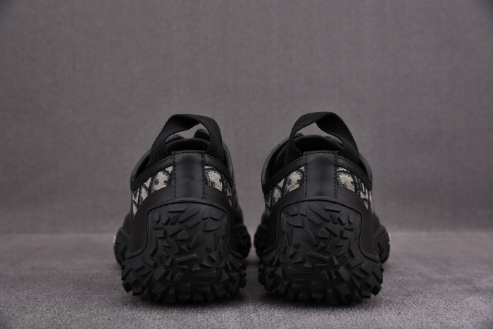 DIO* B28 SNEAKERS B28-000008