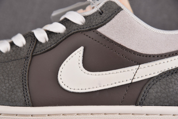 Jordan 1 Low SNKRS Day Korea Magpie (2023) FD0399-004