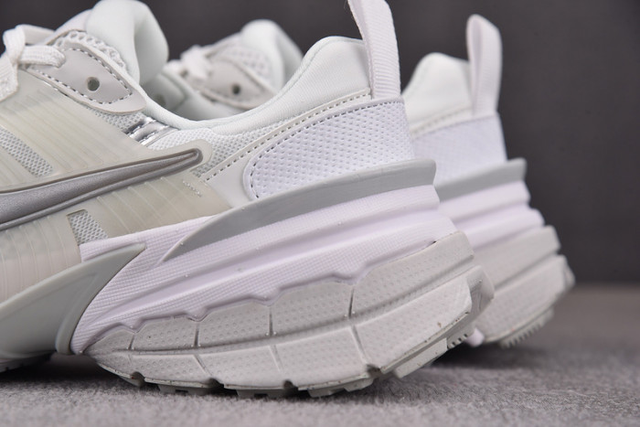 Nike V2K Run Metallic Silver White FD0736-104