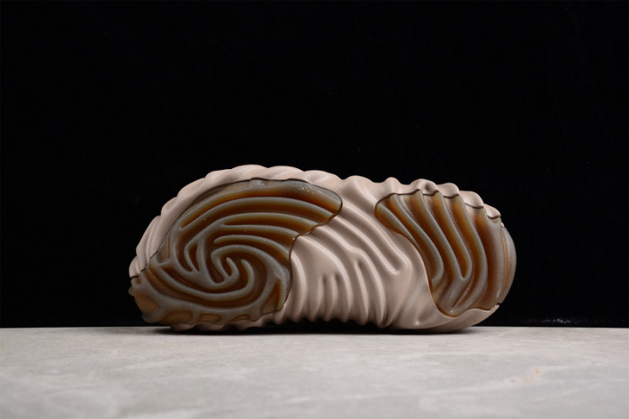 Cr*0*s x salehe bembury c00004