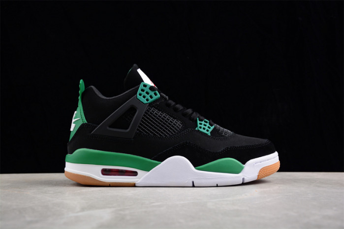 JORDAN 4 RETRO SB