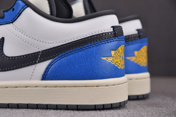 AIR JORDAN 1 LOW SE FLIGHT VINTAGE FV8439-104