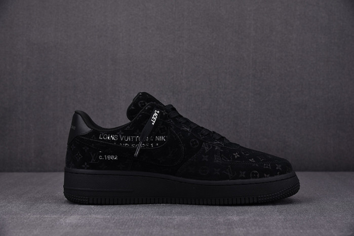l**is V*t*n x air force 1 low 
