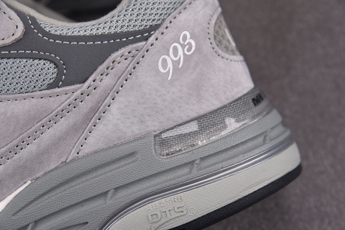 NEW BALANCE SNEAKER NB098