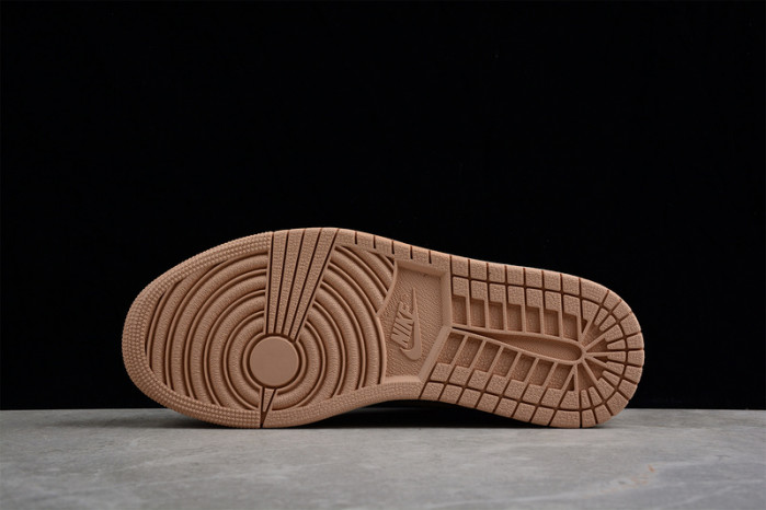 Air Jordan 1 Retro High OG "Heirloom" 555088-202