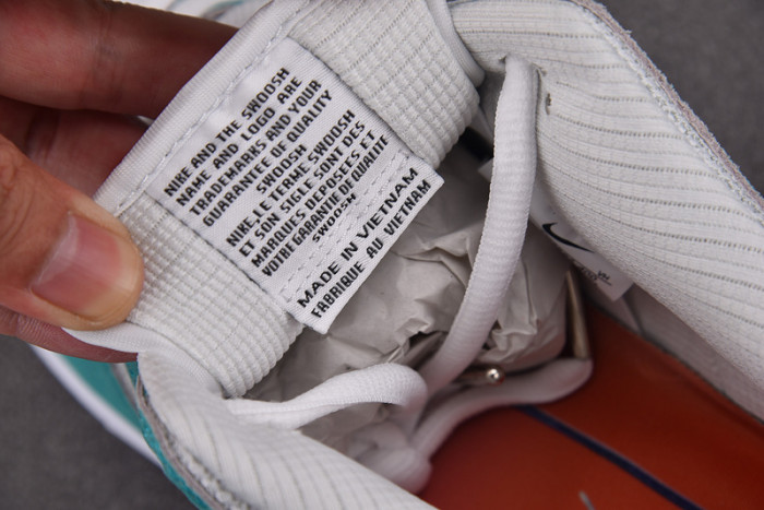 Nike SB Dunk Low April Skateboards FD2562-400