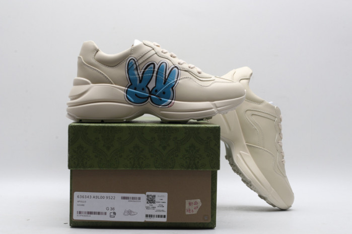 G*u*i* trainer sneaker60