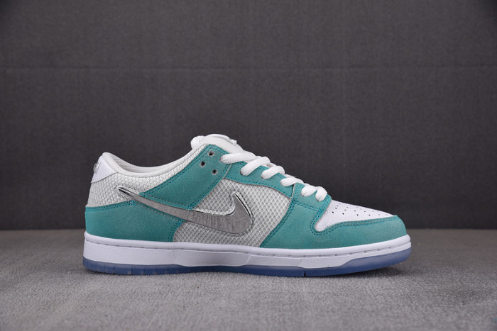 Nike SB Dunk Low April Skateboards FD2562-400
