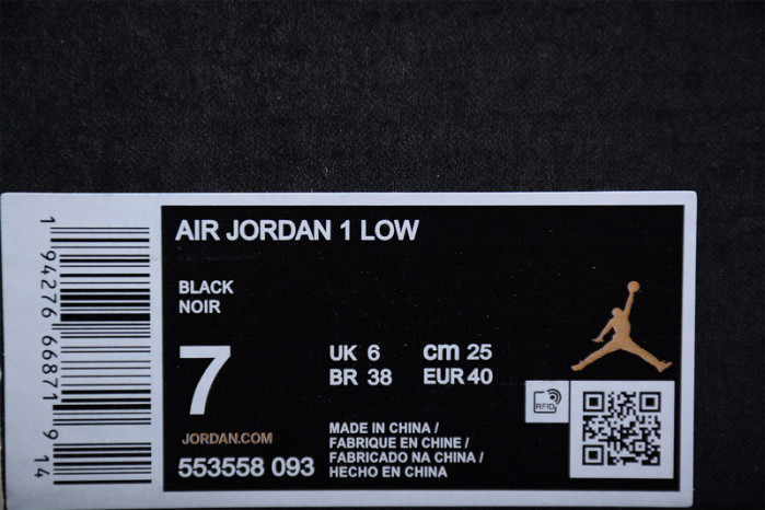 AIR JORDAN 1 LOW TRIPLE BLACK (2022) 553558-093