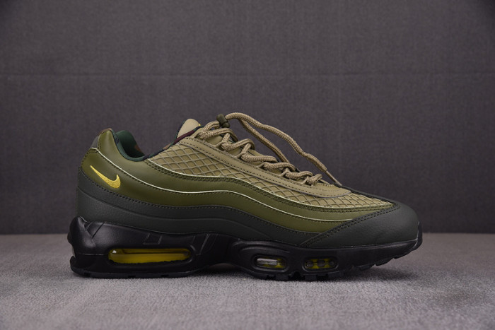 NIKE AIR MAX 95 SP X CORTEIZ RULES THE WORLD FB2709-300
