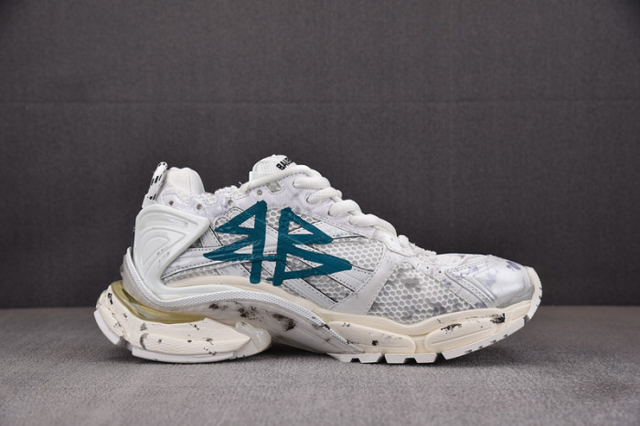 RUNNER SNEAKER RS104