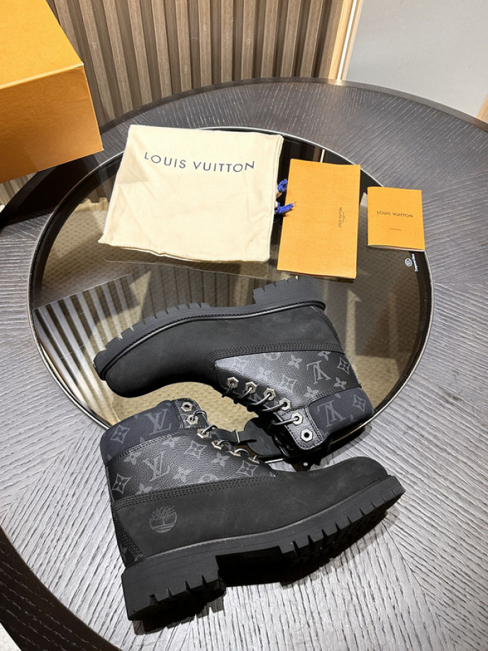 LV BOOTS L000022