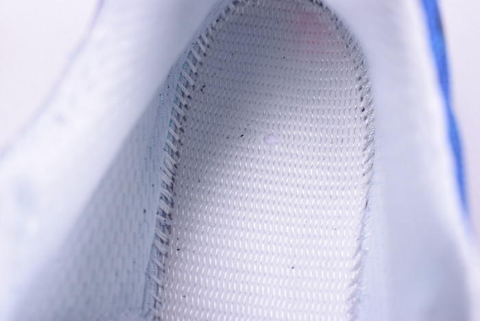 NIKE AIR MAX 98 “GUNDAM” White/University Red 640744-100