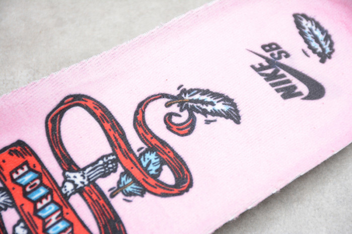 Nike Dunk SB Low strangelove skateboards CT2552-800