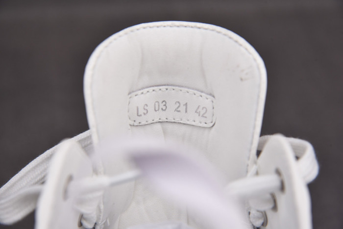 DIO* B28 SNEAKERS B28-000007