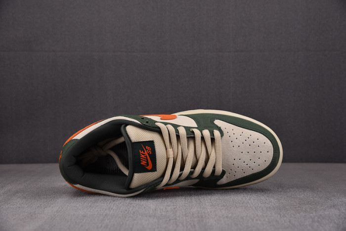 Nike SB Dunk Low Eire 304292-185