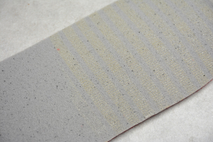 AIR JORDAN 5 RETRO "SATIN BRED" 136027-006