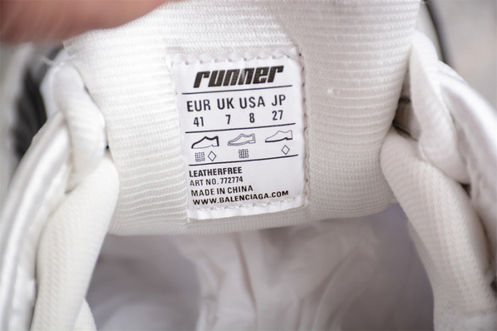 RUNNER SNEAKER RS071