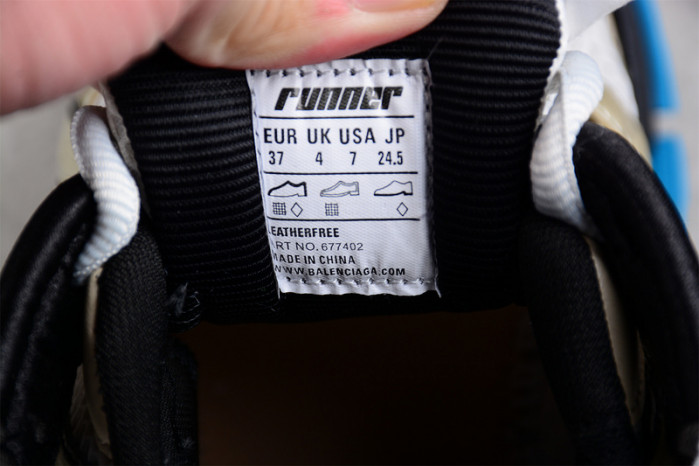 RUNNER SNEAKER RS072