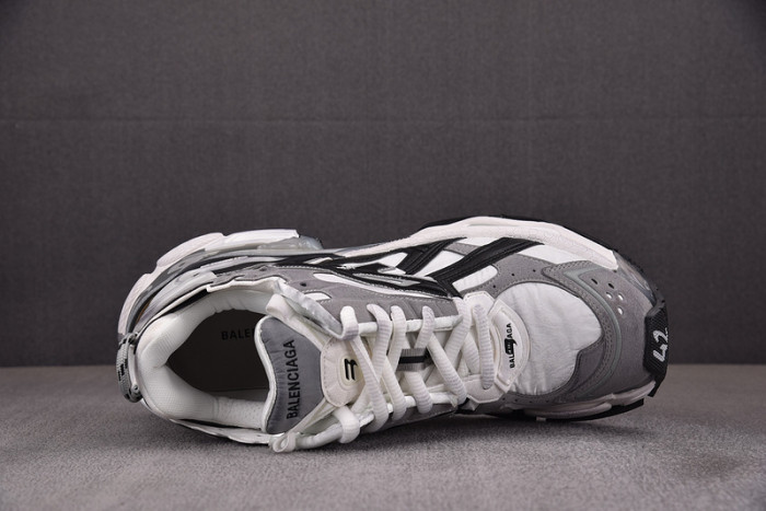 RUNNER SNEAKER RS106