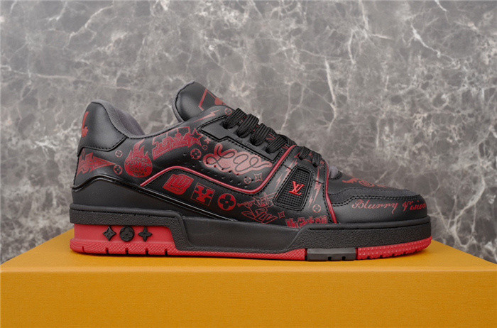 LV SNEAKER LV-000151