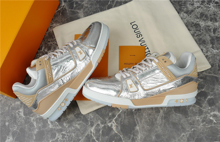 LV SNEAKER LV-000278