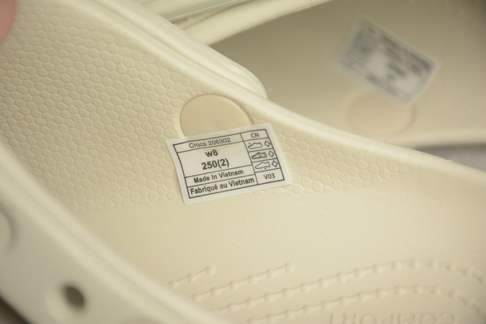 Cr*0*s x salehe bembury c00022