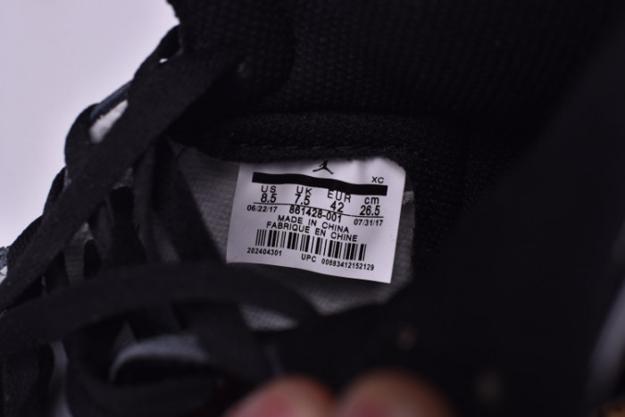 Air Jordan 1 Retro High OG NRG ComplexCon “Top 3 Gold” 861428-001