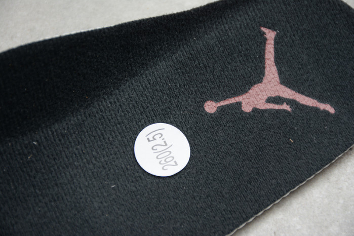 Air Jordan 11 Low White Bred AV2187-160