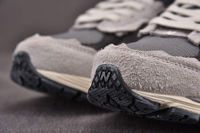 NEW BALANCE SNEAKER NB028