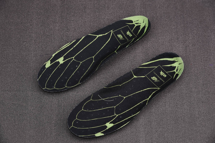 NEW BALANCE SNEAKER NB049