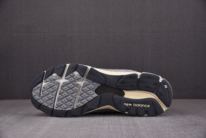 NEW BALANCE SNEAKER NB075