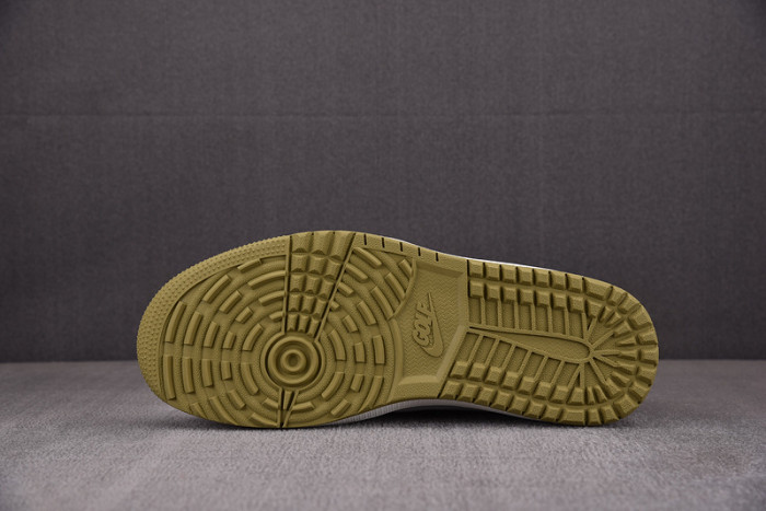 Travis Scott x Air Jordan 1 Low Golf FZ3124-200