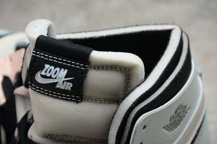 Jordan 1 High Zoom Air CMFT Easter (W) CT0979-101